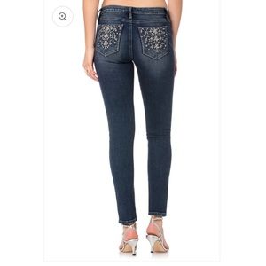 Women’s Miss Me Skinny Jeans with embroidery